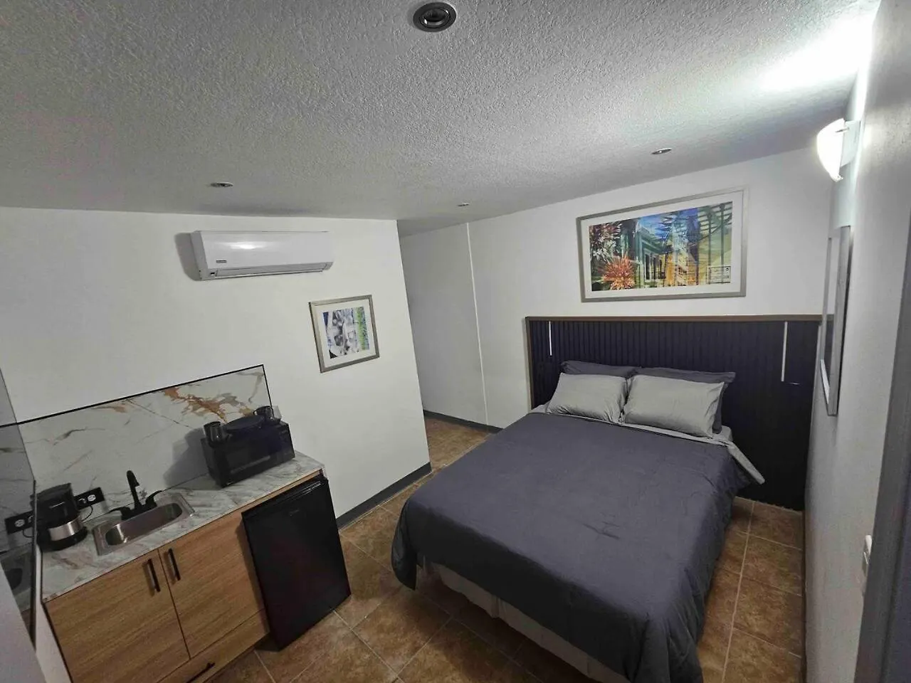Santurce Studios - Centrally Located 3 location